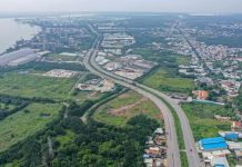 Đất nền trong vòng xoáy giảm giá