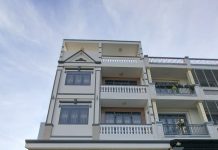Nhà 2 lầu có sân thượng tại hẻm 764 đường Nguyễn Bình.