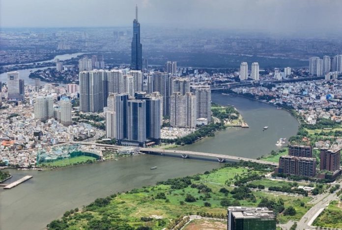 Tầm nhìn đến năm 2060, TPHCM là trung tâm kinh tế, tài chính, dịch vụ của Châu Á, có vai trò là cực tăng trưởng, động lực thúc đẩy phát triển vùng phía Nam và cả nước